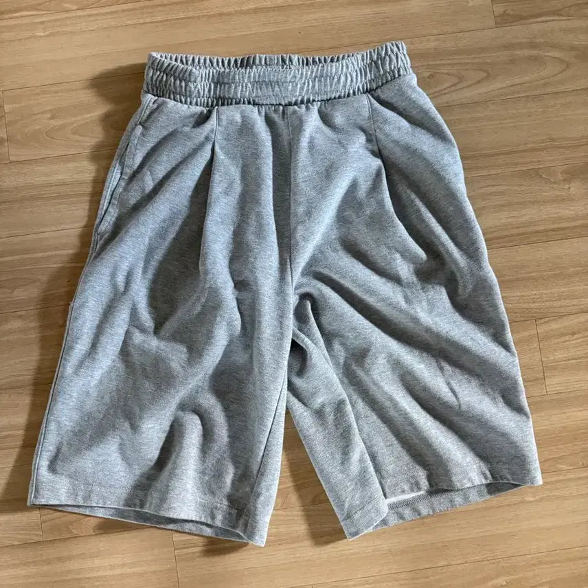 [BUNJANG] Musinsa Cool Standard Bermuda Shorts Gray / 무신사 쿨탠다드 버뮤다 팬츠