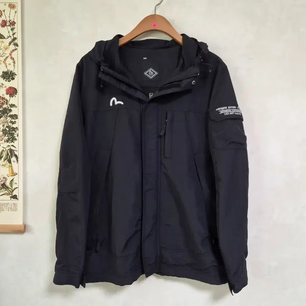 [BUNJANG] EVISU Gorpcore Black Hooded Windbreaker Jacket / [M] 에비수 고프코어 블랙 후드 바람막이 자켓