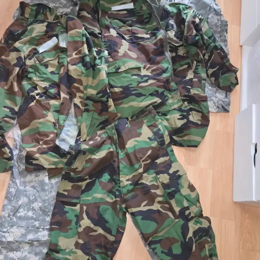 [BUNJANG] Camouflage Combat Uniform Set / 카모플라쥬 전투복 세트