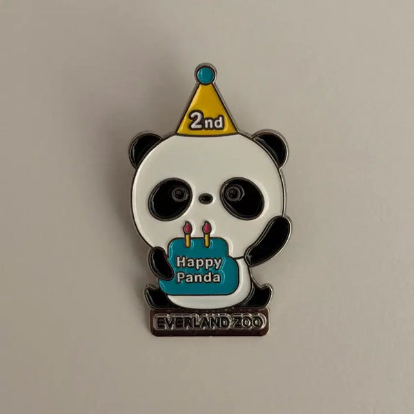 [BUNJANG] Everland Bao Family Fu Bao 2nd Birthday Badge / 에버랜드 바오패밀리 푸바오 2살 생일 뱃지