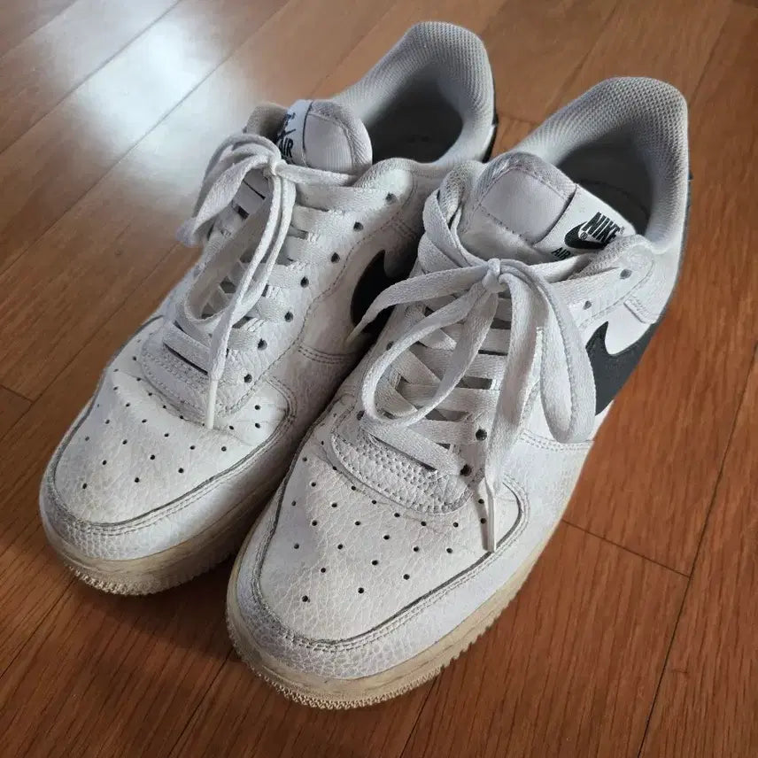 [BUNJANG] Nike Air Force 1 White Black Sneakers / 나이키 에어포스1 흰검 스니커즈