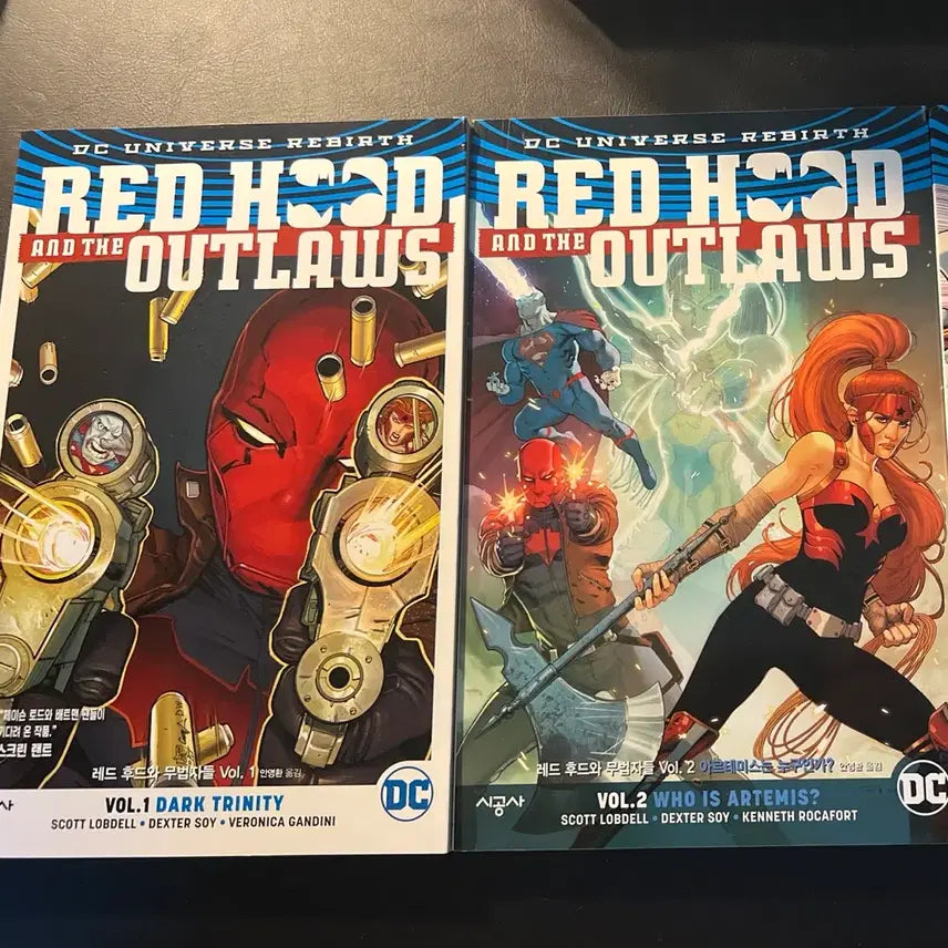 [BUNJANG] Red Hood and the Outlaws Vol. 1 & 2 / 레드후드와 무법자들 1,2권 판매