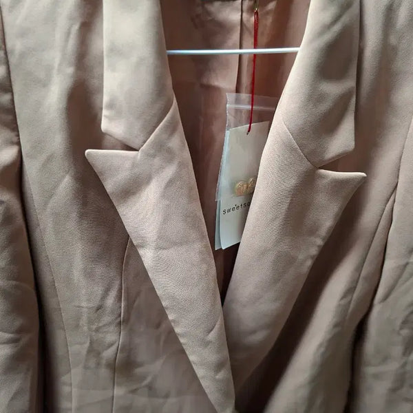 [BUNJANG] Sweetsoup Double Gold Button Pink-Beige Jacket (New With Tag) / [새상품NWT/55] 스위트숲 더블 금장 단추 핑크베이지 자켓 (정가 17.9만)