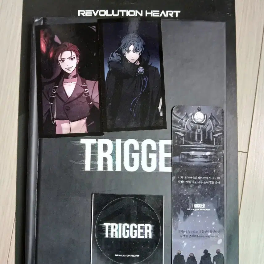 [BUNJANG] Revolution Tricker Photobook / 레볼루션 트리커 포토북