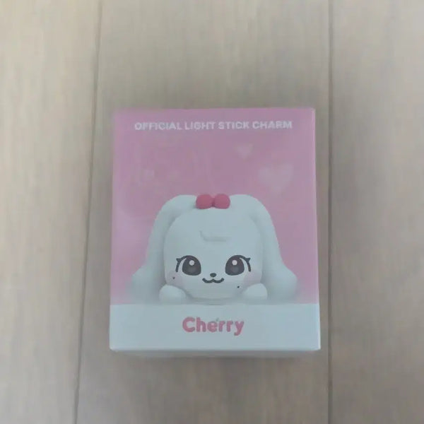[BUNJANG] IVE DIVE INTO IVE MiniV Cheer Stick Charm Jang Wonyoung Cherry / 아이브 다이브 인투 미니브 팝업 응원봉 참 장원영 체리