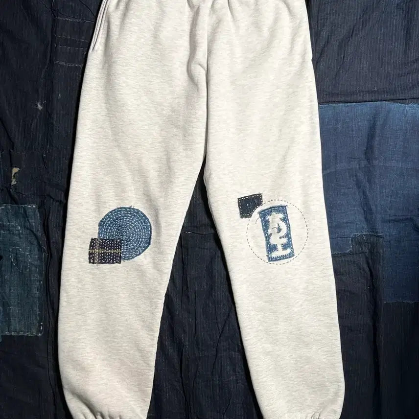 [BUNJANG] Obey x Mokuto Sashiko Boro Sweatpants / Obey by Mokuto 사시코 보로 이스태블리쉬드 웍스 아이즈 스웻팬츠 M