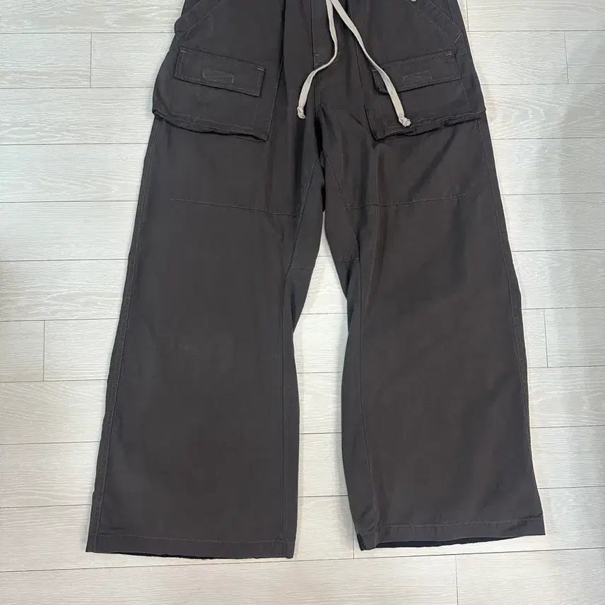 [BUNJANG] Polilu 25FW Front Cargo Pants Charcoal / [2] 폴리테루 프론트카고 1.2v 차콜 25fw