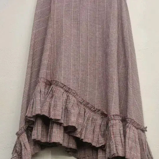 [BUNJANG] System Linen Blend Check Unbalanced Frill Long Skirt / 25인치)SYSTEM 한섬 체크 언밸런스 프릴 롱스커트(린넨혼방)