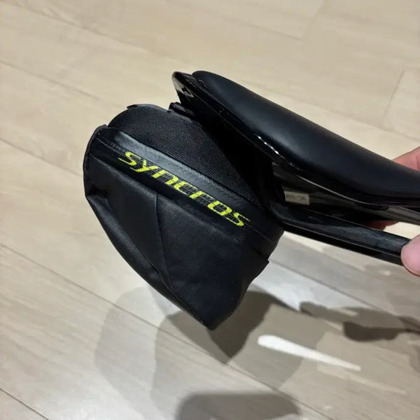 [BUNJANG] Bellerra Carbon Saddle 140mm Black + Syncros Seat Bag / 벨카라 카본 안장 140mm 블랙 + 싱크로스 시트백