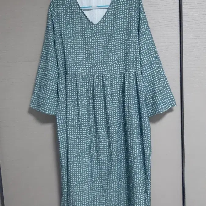 [BUNJANG] Green Plaid Pattern Dress (Size 88-99) / 그린색상사각무늬원피스(88~99)