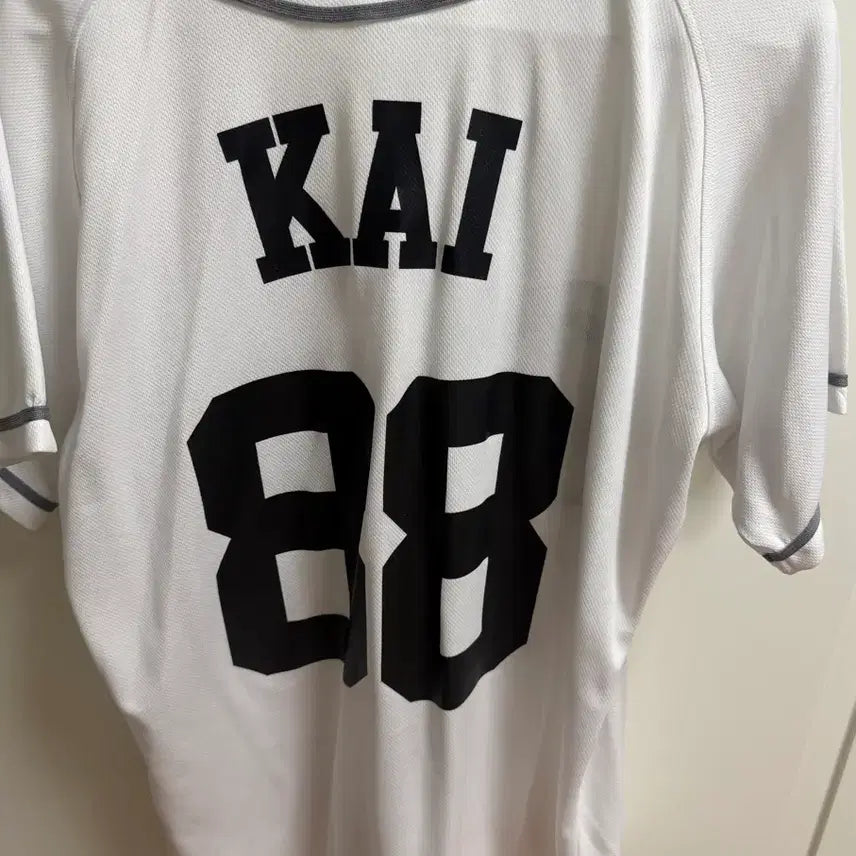 [BUNJANG] EXO Kai Early Version Uniform (Size M) / 엑소 카이 유니폼M 초창기 구버전