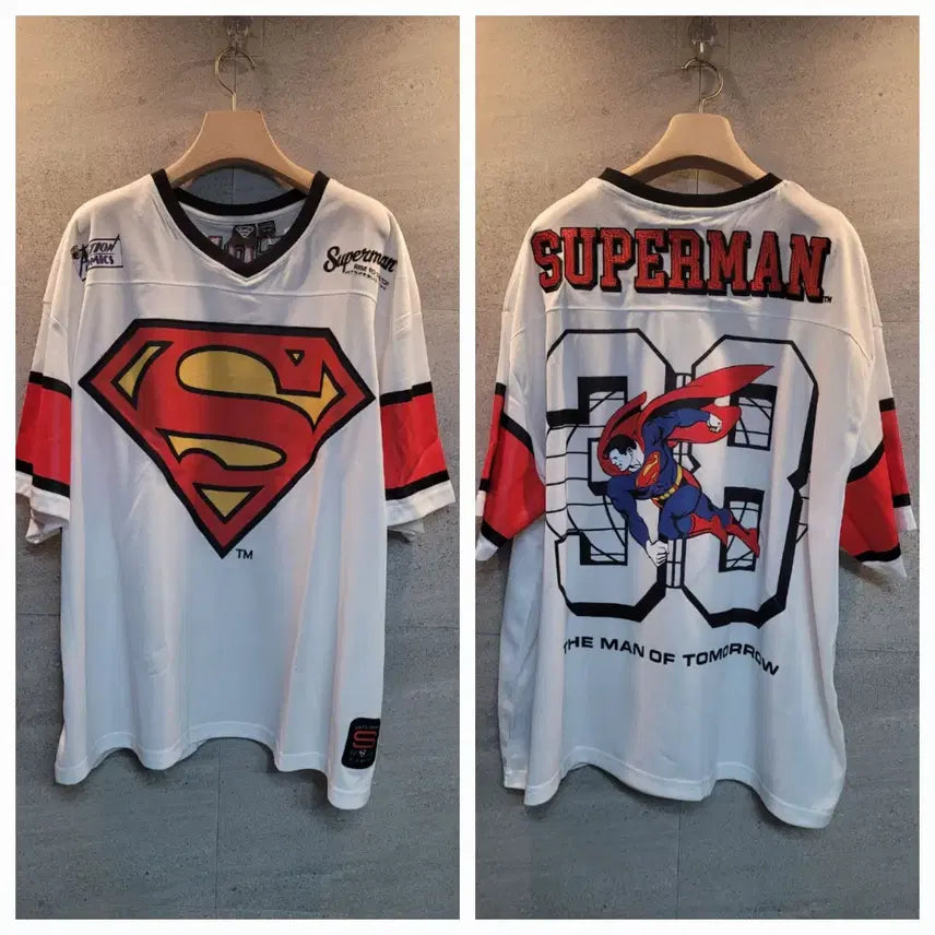 [BUNJANG] Superman Action Comics Jersey Style T-Shirt / 슈퍼맨. 정품. 액션 코믹스. 져지 반팔티.