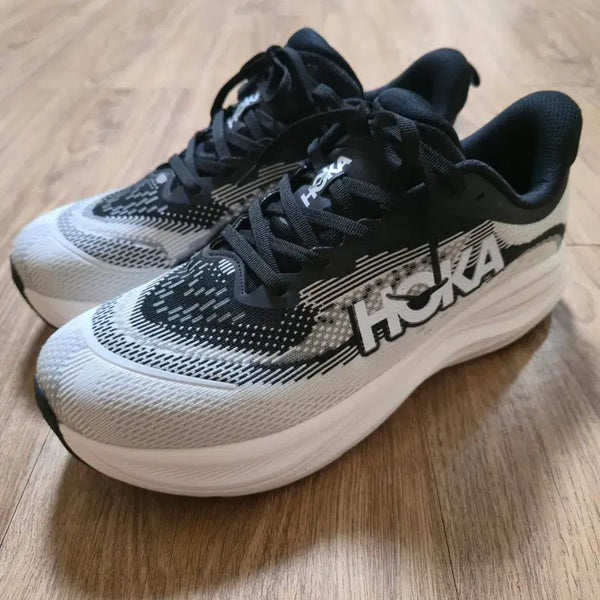 [BUNJANG] Hoka Skyflow Running Shoes 270mm / 호카스카이플로우270mm