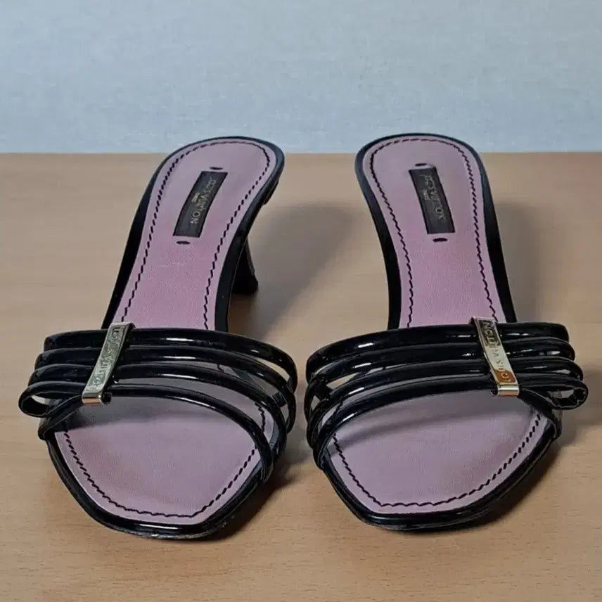 [BUNJANG] Louis Vuitton Sandals Slippers / 루이비통 샌들슬리퍼 35 약225