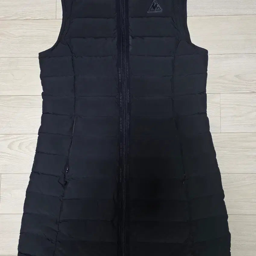 [BUNJANG] Le Coq Sportif Women's Lightweight Padded Vest Black / 르꼬끄 스포르 여성 경량 패딩 조끼 블랙