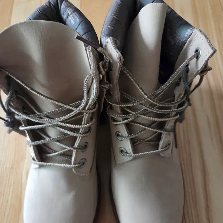 [BUNJANG] Timberland Walker Boots Beige 250 / 새상품)팀버랜드 워커 베이지색 250
