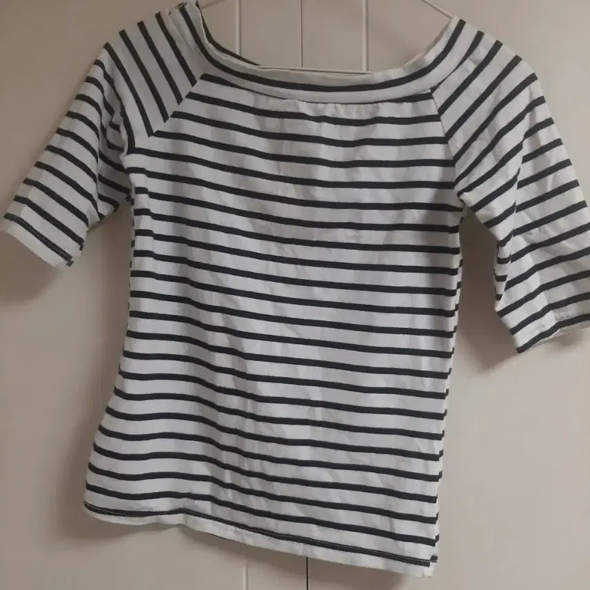 [BUNJANG] Striped Ribbed Short Sleeve T-Shirt / 스트라이프 골지 단가라 반팔 티셔츠