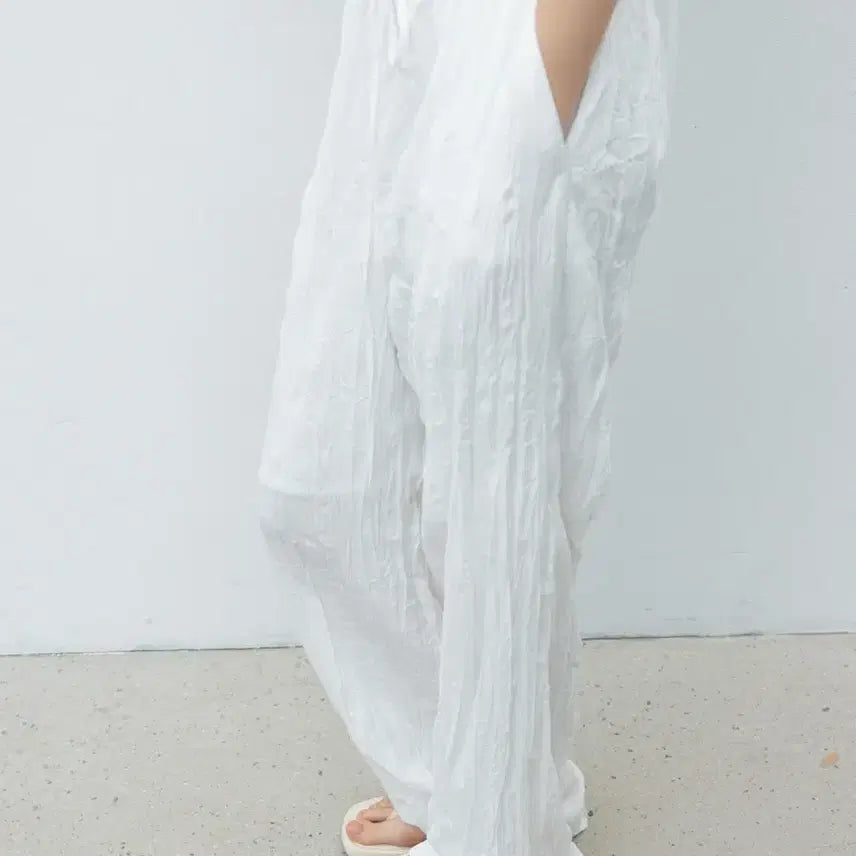[BUNJANG] Race Pleated Wide Pants (White) / 레이스 rrce- 플리츠와이드 팬츠(화이트)