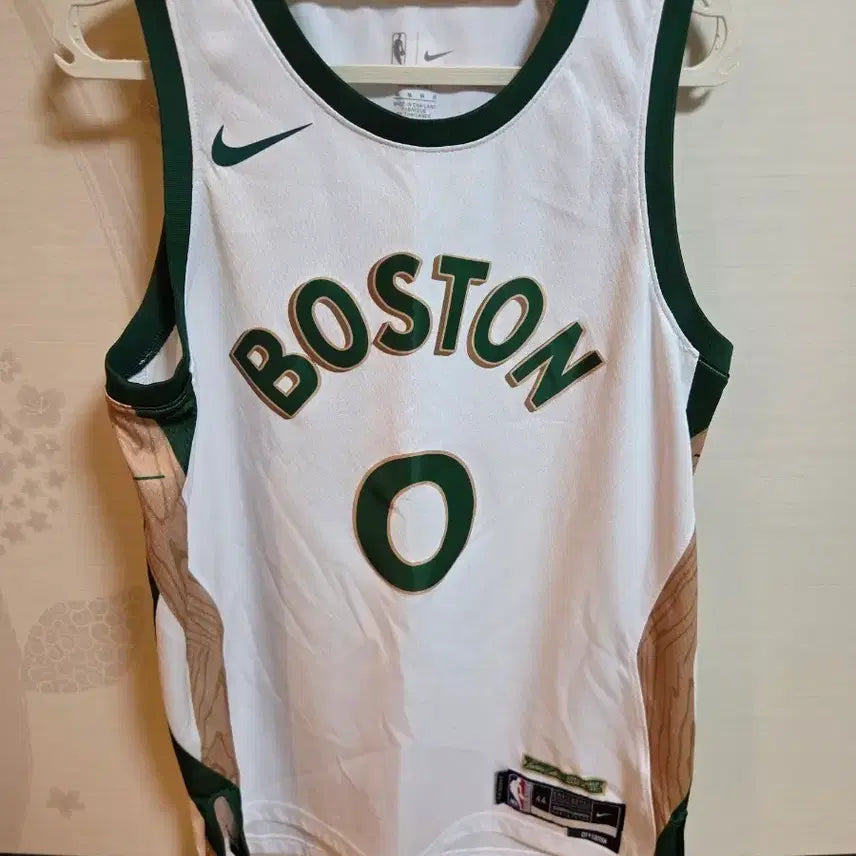 [BUNJANG] Boston Celtics #0 White Green Jersey Size 44 / 보스턴 설틱스 저지