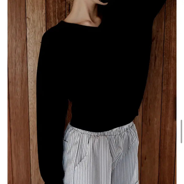 [BUNJANG] Summer Fevre V-Neck Knit Black / 어텀 썸머페브르V니트 블랙