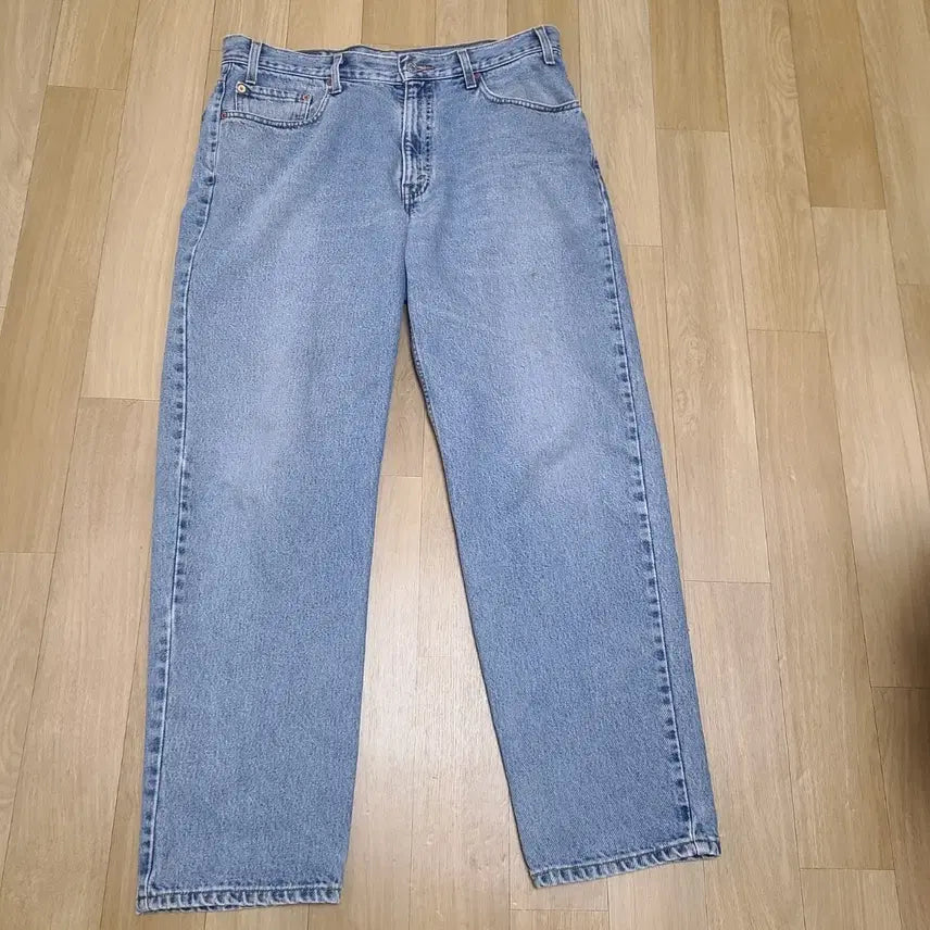 [BUNJANG] Levi's 550 Relaxed Fit Jeans (Light Wash) / [36x30] 리바이스550