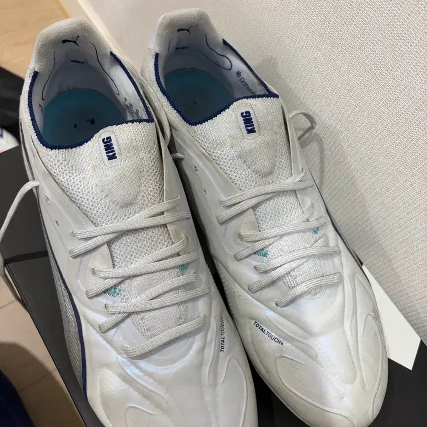 [BUNJANG] Puma King 20 Ultimate MG 280 FG Soccer Cleats / 푸마 킹 20 얼티메이트 mg 280