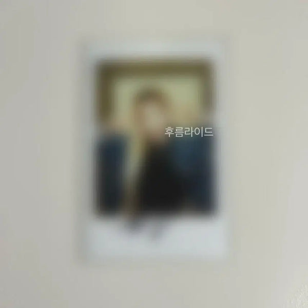 [BUNJANG] ARTMS Heejin Signed Polaroids / ARTMS 아르테미스 희진 싸폴 사인 폴라로이드