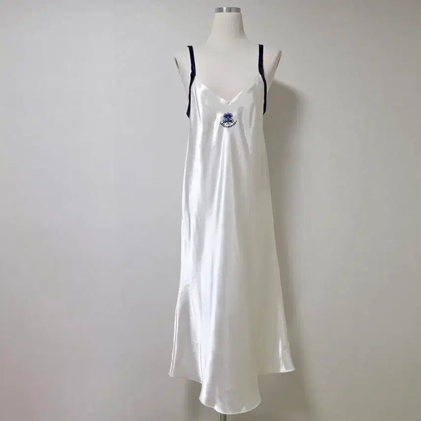 [BUNJANG] Elegant Embroidered Long Sleeve Sheer Dress / 고급진 자수 롱슬리브 드레시한 나시원피스 F 화이트펄