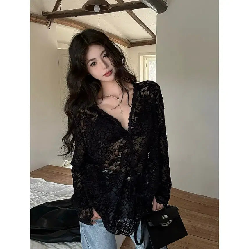 [BUNJANG] Black Lace See-through V-Neck Oversized Cardigan / [새상품/원가이하] 블랙 레이스 시스루 오버핏 브이넥 가디건