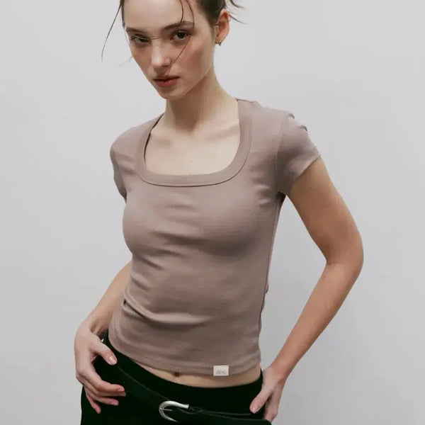 [BUNJANG] Kitty Pottery Classic Soft Deep Square Neck T-Shirt Mocha / 키티포터리 클래식 소프트 딥 스퀘어넥 티셔츠 모카