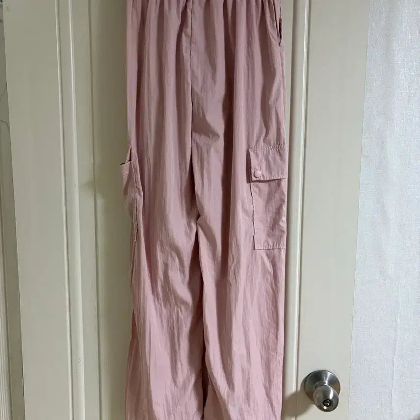 [BUNJANG] Pink Cargo Pants Summer Crinkled Material / 6만원대구매) 핑크색 카고바지 여름 바스락 소재 밴딩