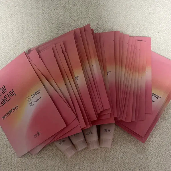[BUNJANG] Hanyul Red Rice Hydrating Mask Pack (32 sheets) + Moisturizing Cream (60ml) / 한율 빨간쌀 마스크팩32장+크림60ml