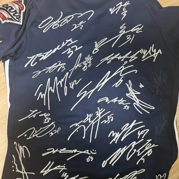 [BUNJANG] Doosan Bears Adidas Seoul Authentic Signed Embroidered Jersey / 두산베어스 아디다스 서울유니폼 어센틱 싸인자수 유니폼