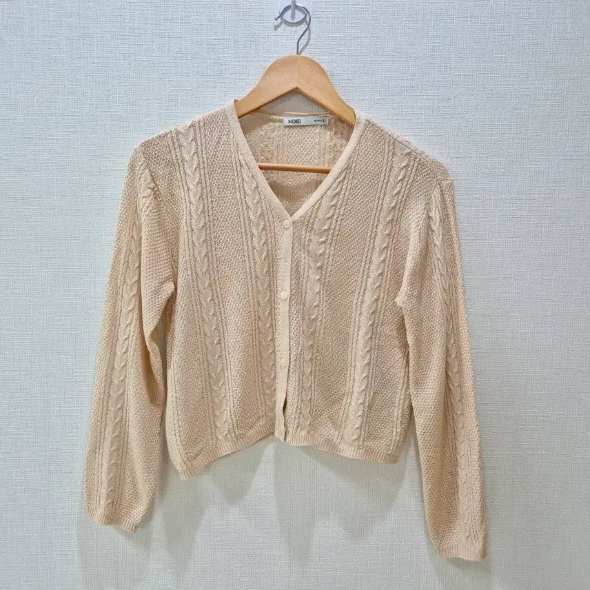 [BUNJANG] MIXXO Cable Knit Cardigan Beige / 믹쏘 MIXXO 메이드 꽈배기 가디건 베이지