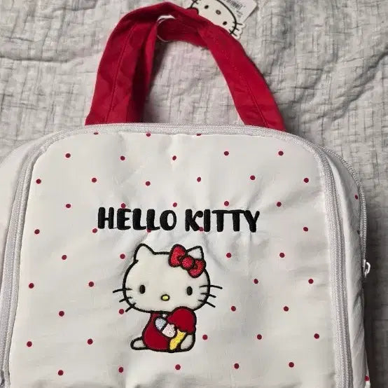 [BUNJANG] Hello Kitty Polka Dot Pouch / 헬로키티 도트무늬 파우치