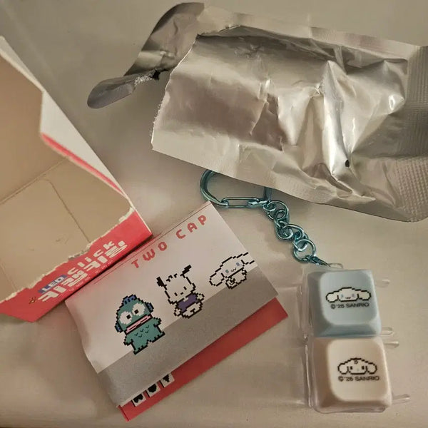 [BUNJANG] Sanrio Cinnamoroll LED 2-Keycap Keyring / (무배) 시나모롤 산리오 LED 2구 클리커 키캡 키링