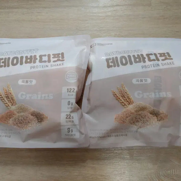 [BUNJANG] Daybodyfit Whey Protein Shake Meal Replacement Powder (2 Packs x 7 Sachets each) / 데이바디핏 7개입 x 2팩 분리유청 단백질쉐이크 식사대용 프로틴 파우더