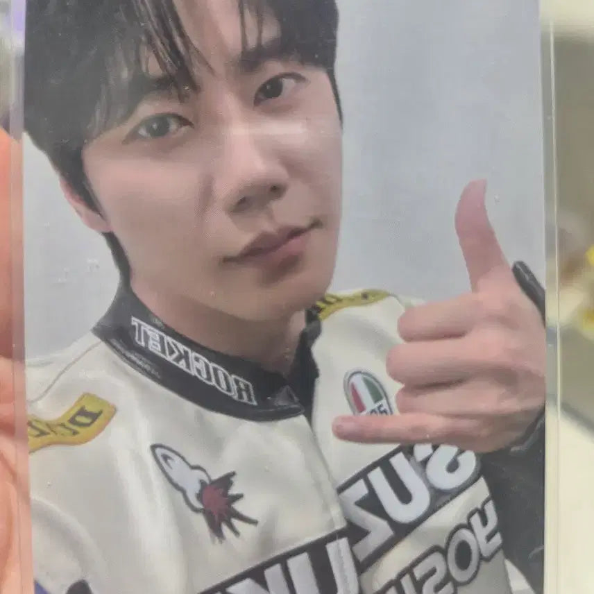 [BUNJANG] Lee Junyoung Ktown4u POB Rider Jacket Photocard / 이준영 케타포 포카(미공포) 라이더자켓
