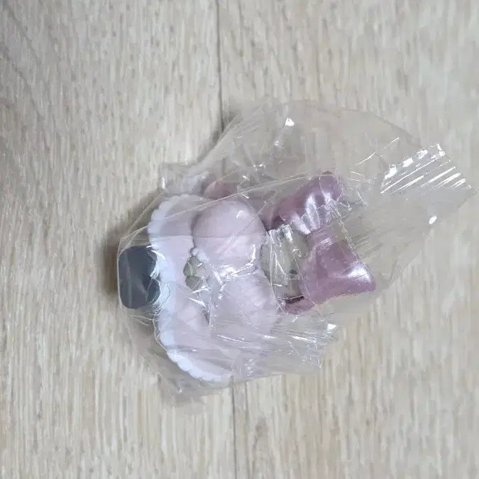 [BUNJANG] Ribbon Chestnut Cream Keychain / 리본 마롱 크림 키링