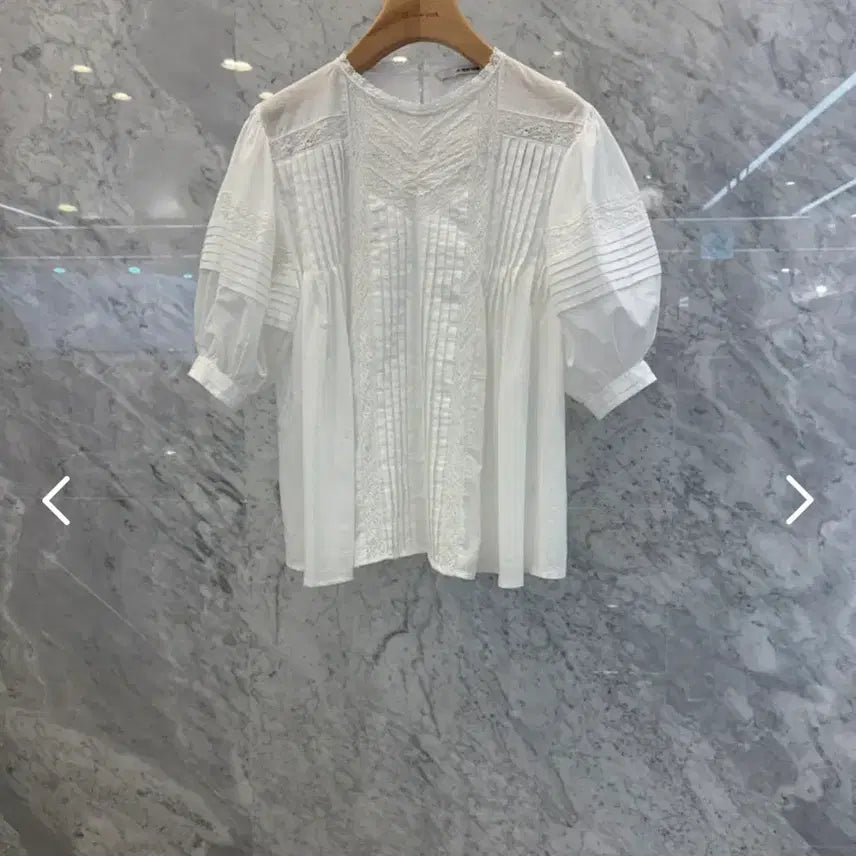 [BUNJANG] JS New York Lace Round Embroidery Pintuck Puff Sleeve Summer Blouse / JS뉴욕 YB32 레이스 리운드 자수 핀턱 퍼프 여름 블라우스