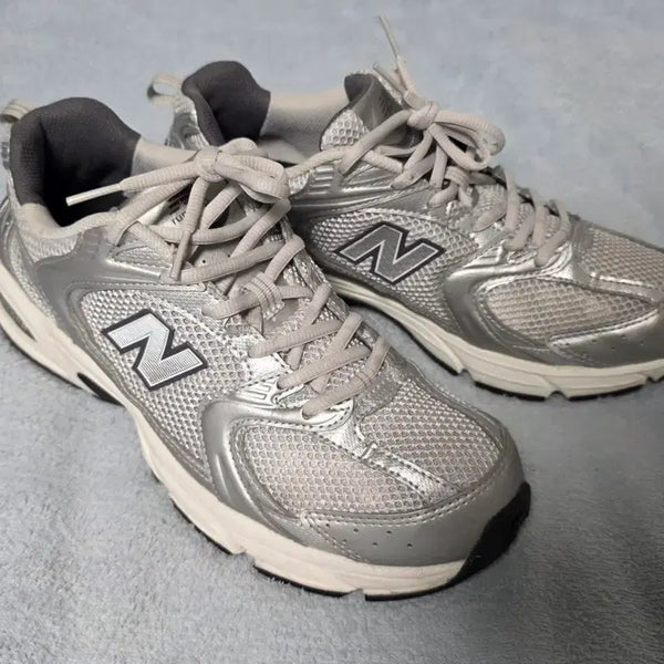 [BUNJANG] New Balance 530 Metal Silver Grey Sneakers Running Shoes / 뉴발란스 530 운동화 275 메탈 실버 그레이 스니커즈 구두 러닝 등산 골프 캠핑 무신사