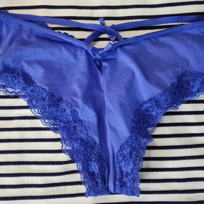 [BUNJANG] Aimée L'éveil Signature Women's Thong Panty - M Size / (중고) 시그니처 여성 티팬티(에메필)