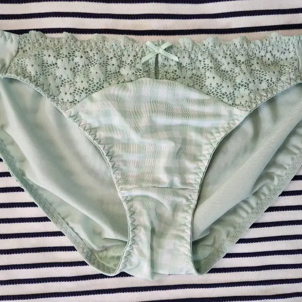 [BUNJANG] Women's Lace Ribbon Panties (Used) / (중고) 레이스 리본 여성팬티