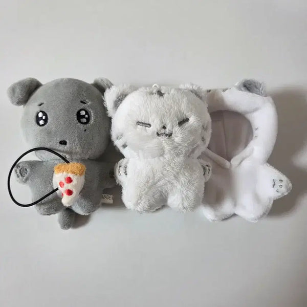 [BUNJANG] SEVENTEEN Hoshi Doll 'Hozzi' & Dokyeom Doll 'Gyeomdog' Bundle Set / 세븐틴 호시인형 호찌 도겸인형 겸도그 일괄판매해요