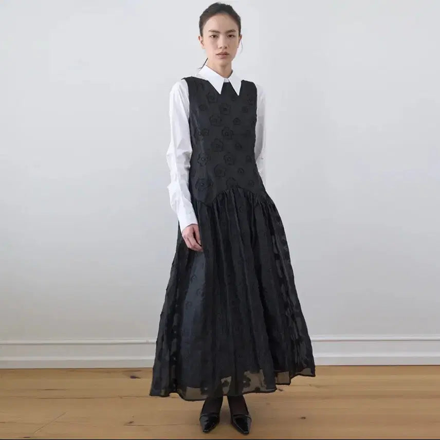 [BUNJANG] Majone Backhole Dress / 마조네 원피스 판매합니다.