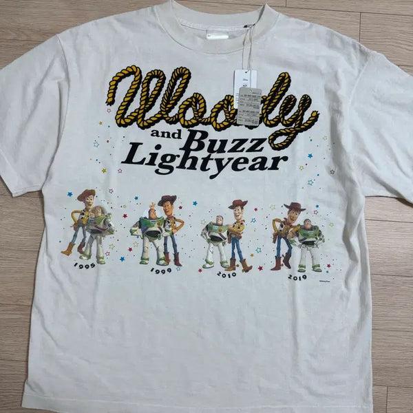 [BUNJANG] Saint Michael x Pixar Toy Story T-Shirt (L) / [L] 세인트미카엘 픽사 토이스토리 티셔츠