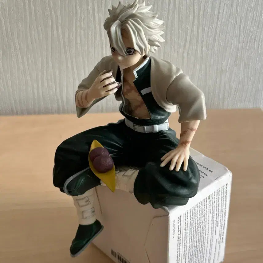 [BUNJANG] Demon Slayer Sanemi Shinazugawa Chokonose Figure / <귀멸의 칼날> 시나즈가와 사네미 쵸코노세 피규어