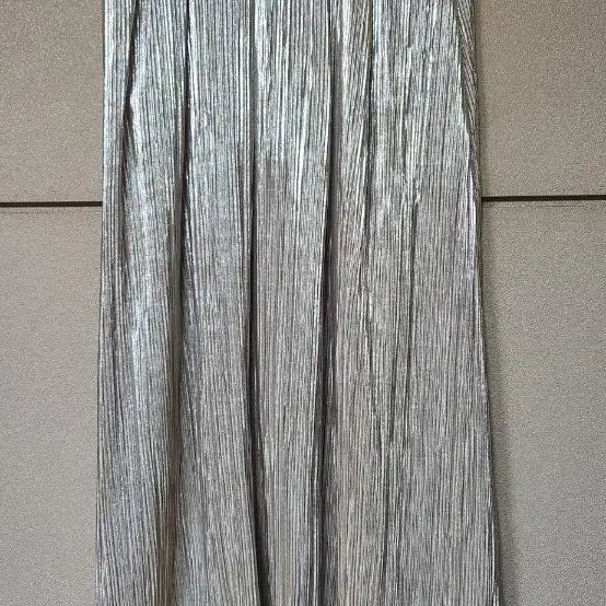 [BUNJANG] J.ESTINA Silver Pleated Long Skirt / 지컷 실버 플리츠 롱 스커트 55