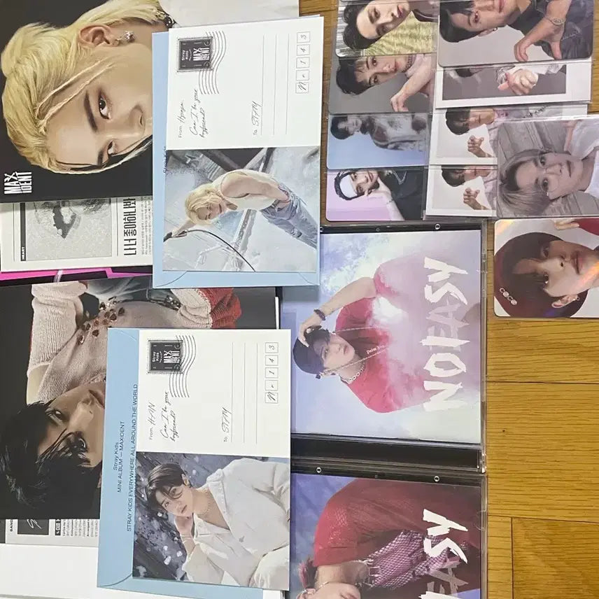[BUNJANG] Stray Kids Album Photocard and Poster Set / 스키즈 굿즈