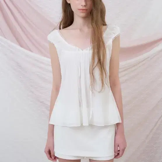 [BUNJANG] Le Vain Eden Pleated Blouse (White) / 르베인 Eden Pleated Blouse(White) 블라우스